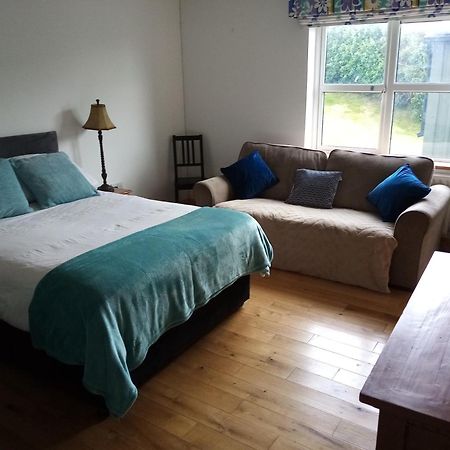 Farnaught House Apartman Westport Kültér fotó