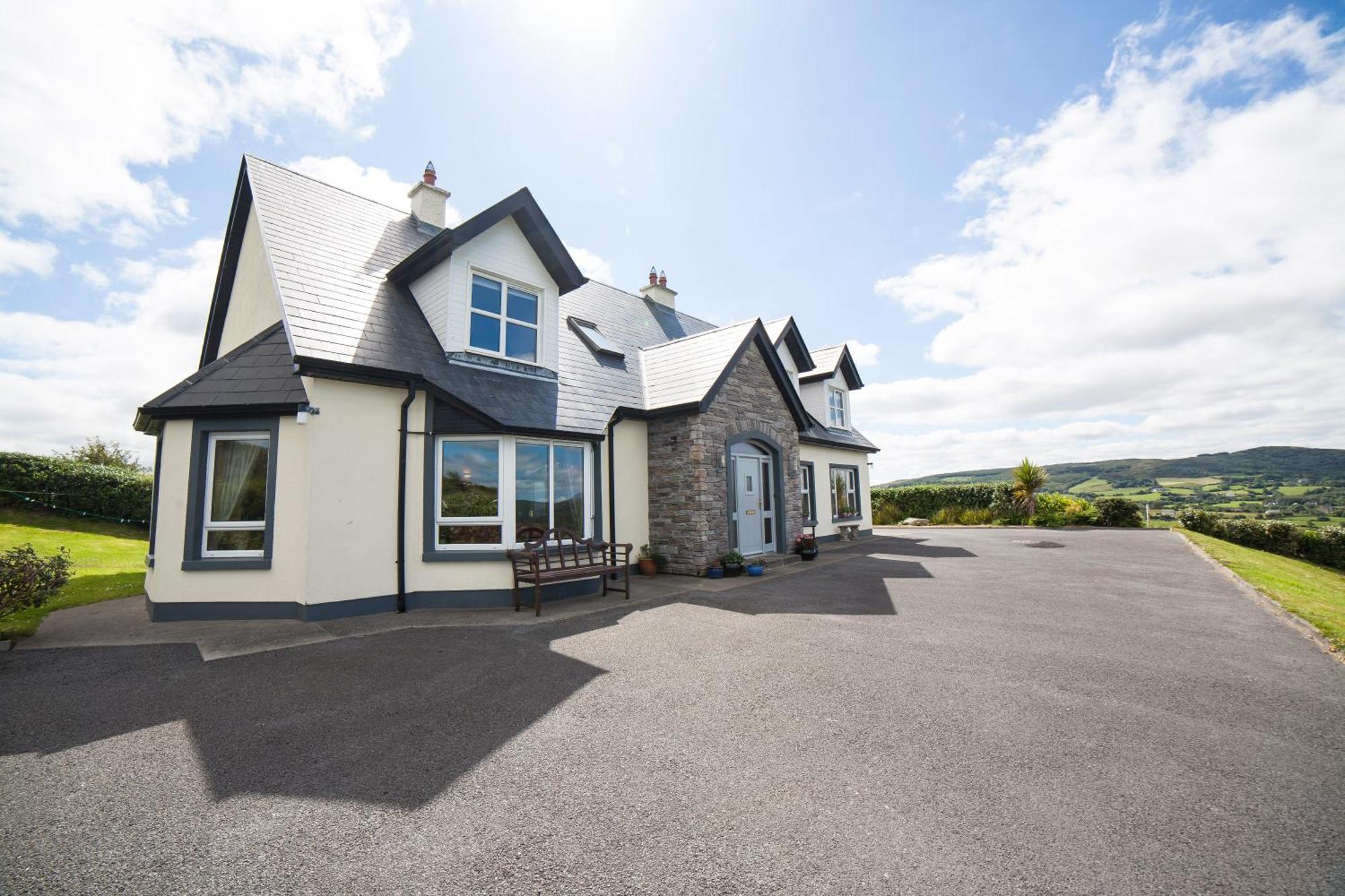 Farnaught House Apartman Westport Kültér fotó