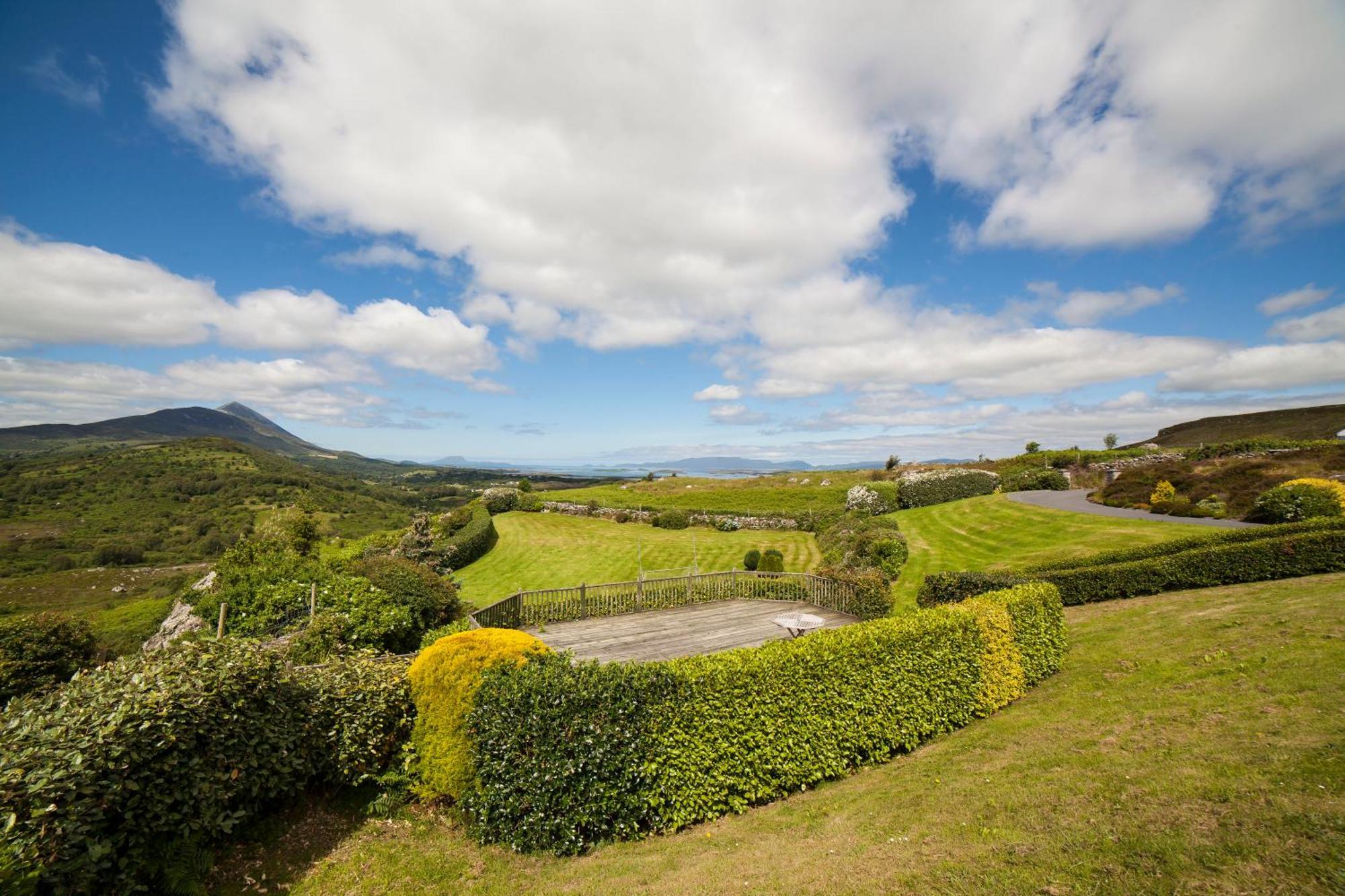 Farnaught House Apartman Westport Kültér fotó